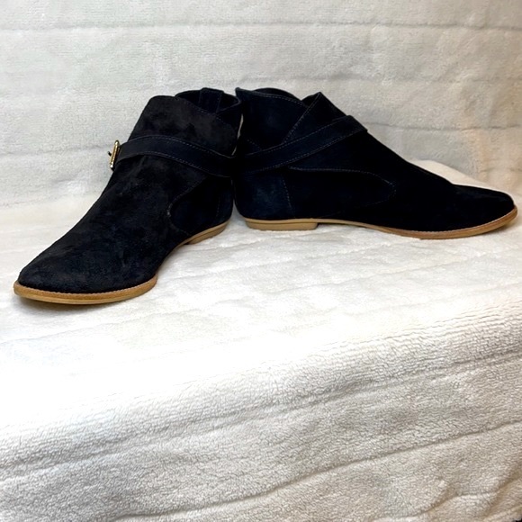 House of Harlow 1960 Hollie Black Suede Ankle Booties - Picture 3 of 15